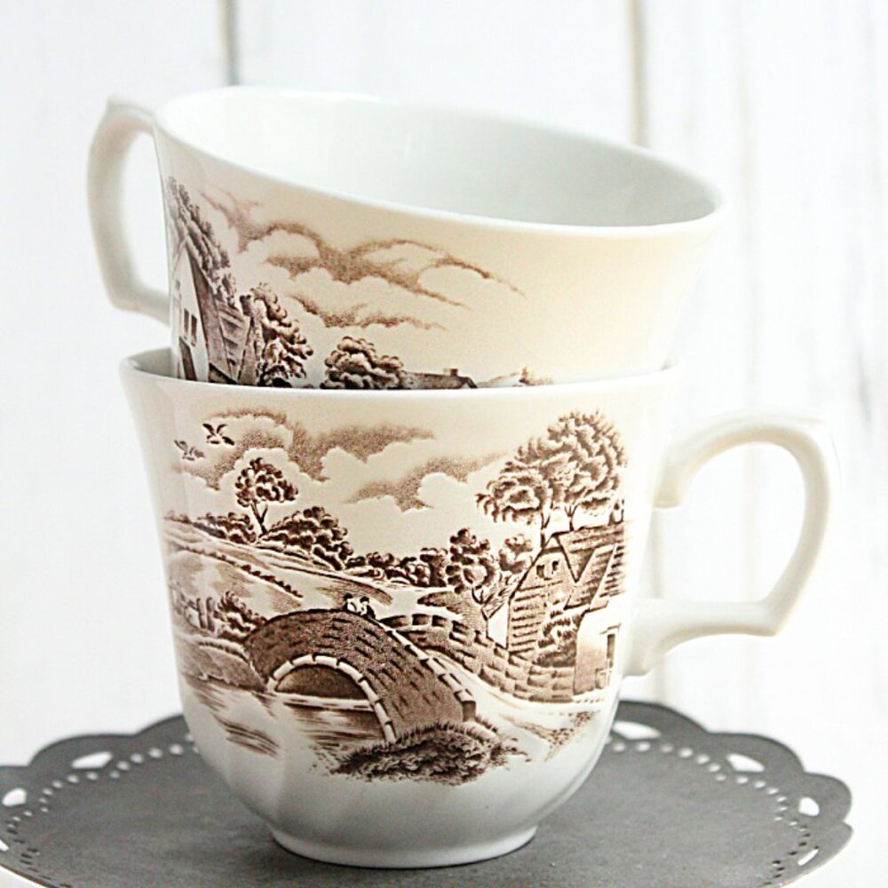 Set of 2 Vintage Country Days Cups from Ridgeway/Staffordshire England